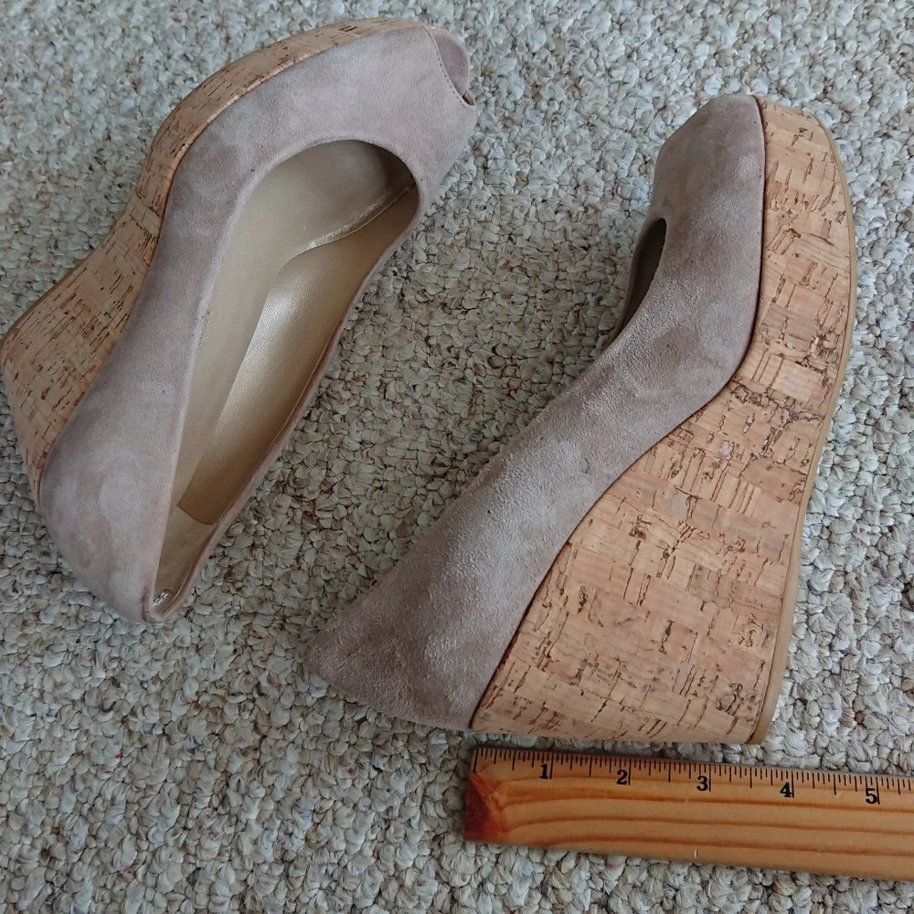Stuart Weitzman Anna peep-toe wedge Wedge Platform Sandals in taupe 8.5 M - Picture 13 of 15